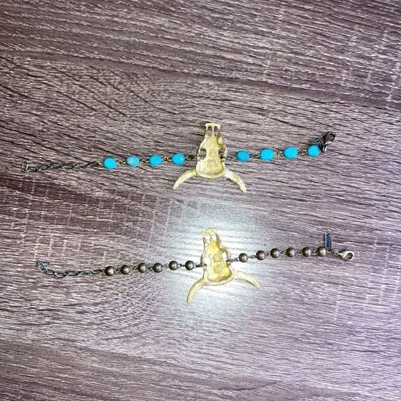 Bundle of 2 Farrah B Western Longhorn Bracelets - Picture 6 of 6